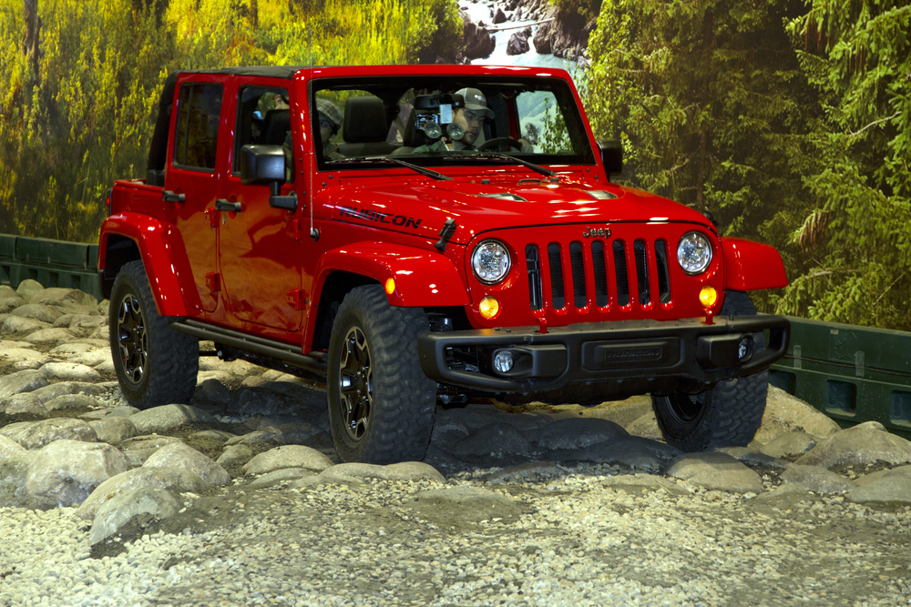 Un Jeep Wrangler rojo